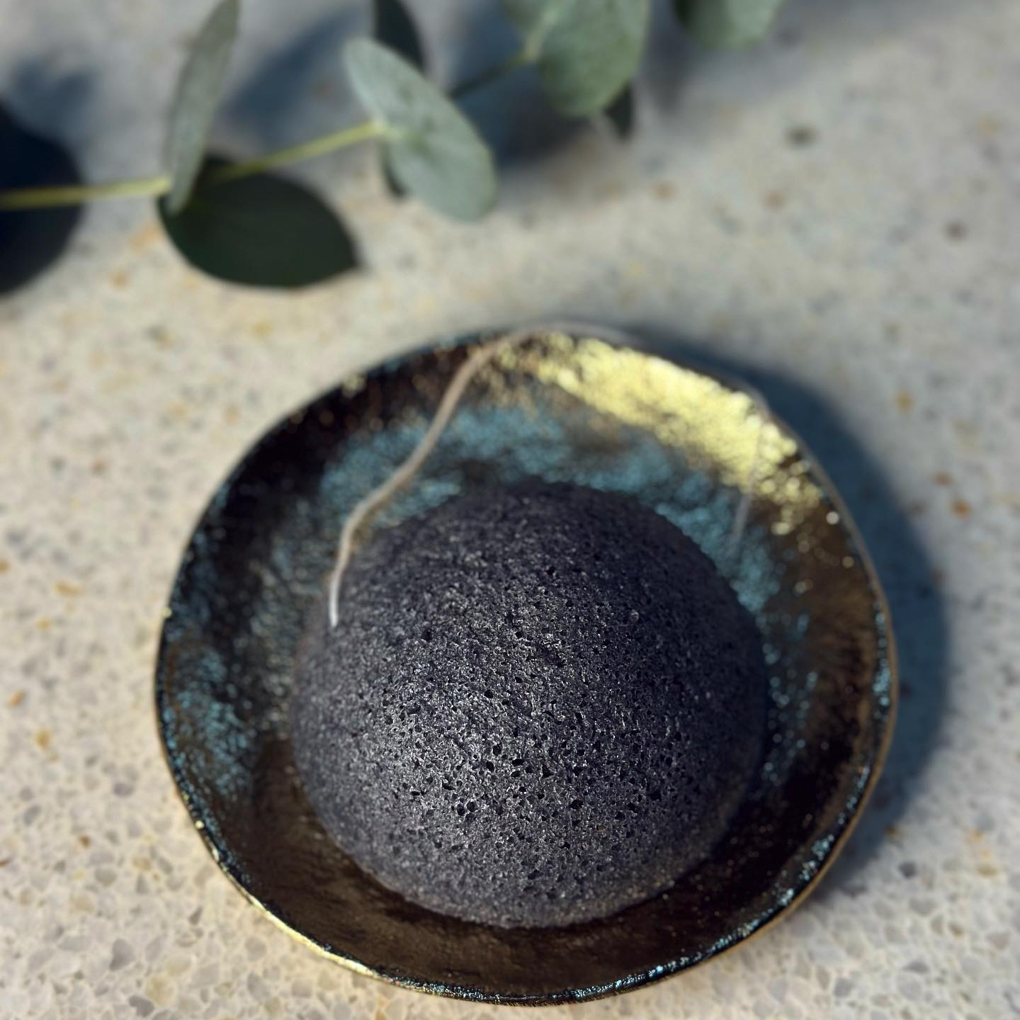 Organic Konjac Svamp Bamboo Charcoal - Uren hud