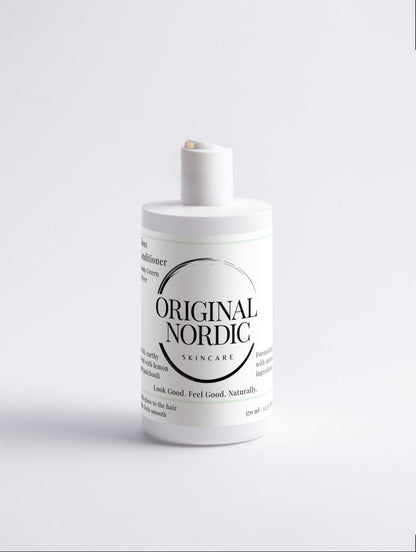 Gloss Conditioner, Smoky Green Vetiver, 370 ml