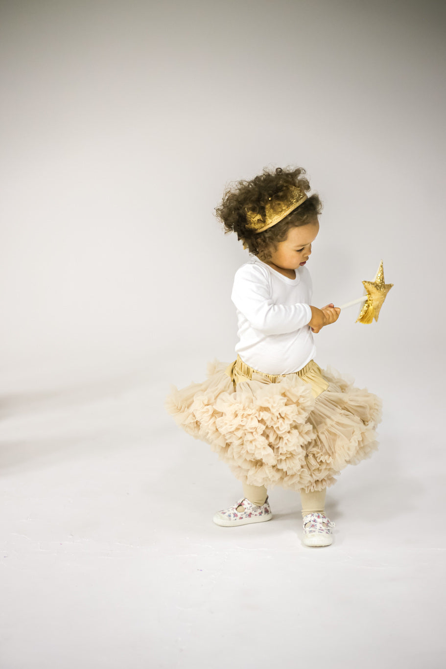 Guld Pailletter Eventyrkrone og Tryllestav Magisk Sæt