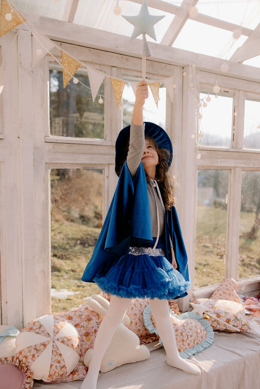 Blå Tyl Nederdel med Flæser og Pailletter - Fortryllende Kostume til Halloween og Særlige Lejligheder