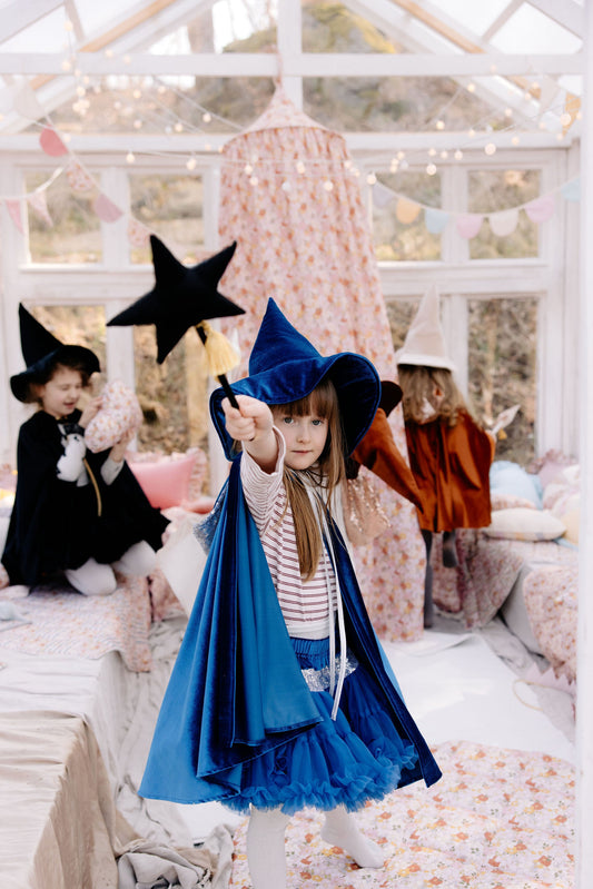 Blå Tyl Nederdel med Flæser og Pailletter - Fortryllende Kostume til Halloween og Særlige Lejligheder