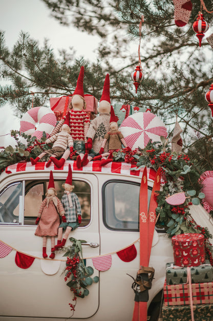 Rød Ternet Jule Fløjls Guirlande med Halvmåner
