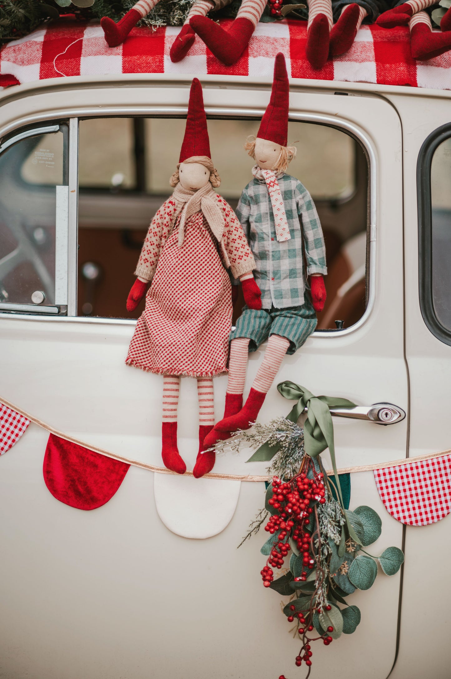 Rød Ternet Jule Fløjls Guirlande med Halvmåner