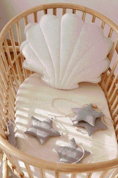 “Grey powder” Linen Garland with Stars