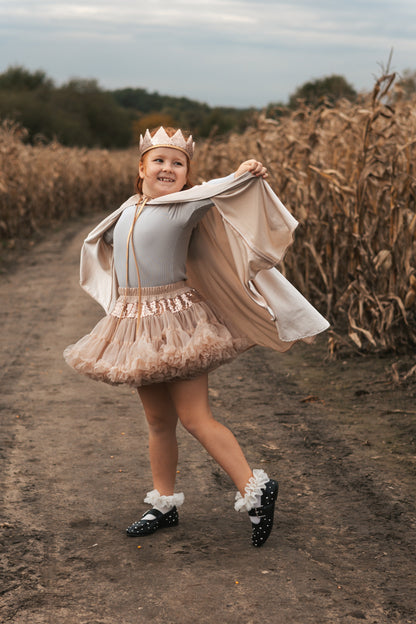 Lille Creme Rødhætte - Hvid Heks Magisk Kappe