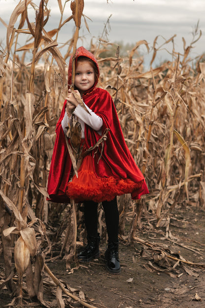 Rød Tyl Nederdel med Flæser og Pailletter - Eventyr Kostume til Halloween og Særlige Lejligheder