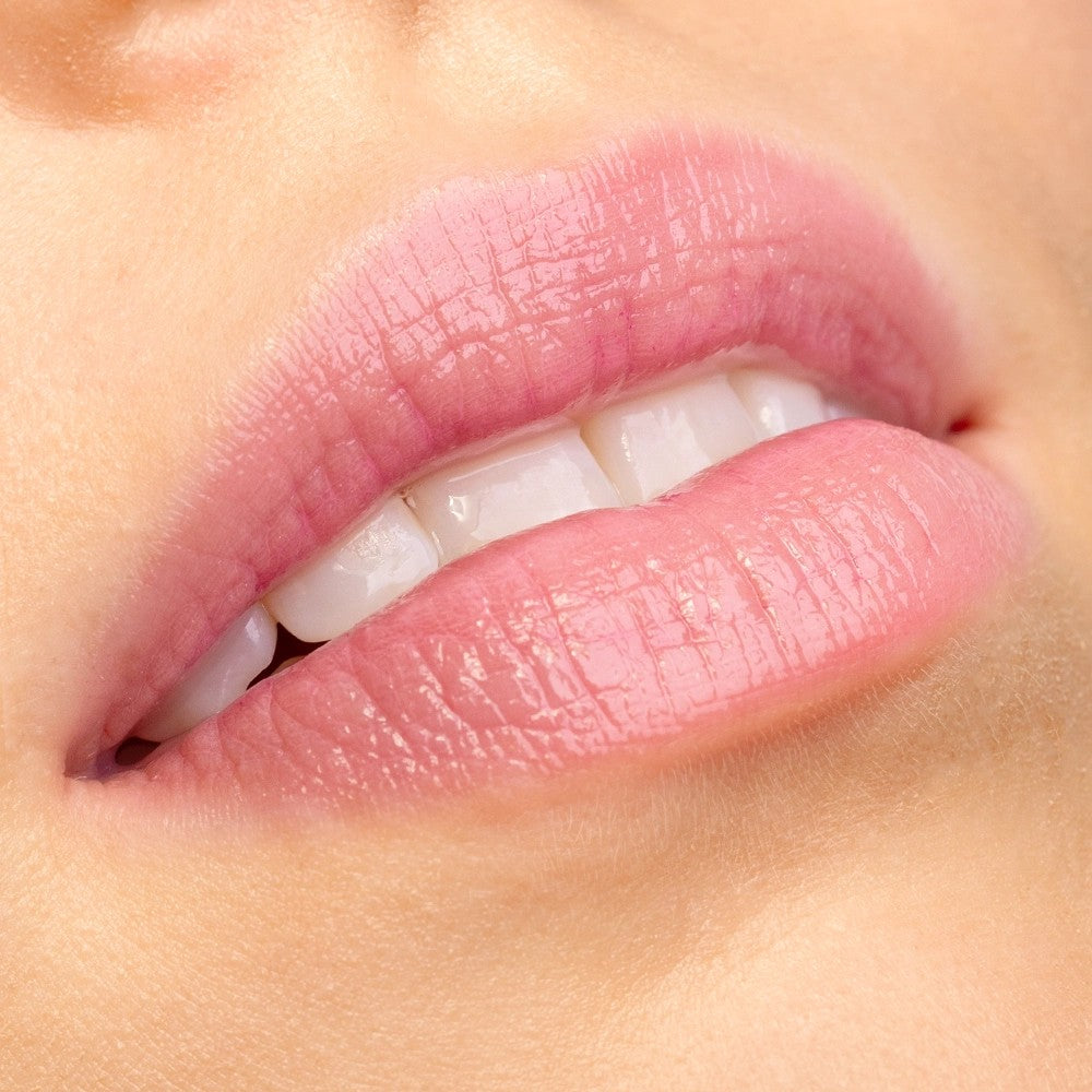 Organic Beauty Colour, Gloss & Care Lip Oil - 01 Pastel Pink