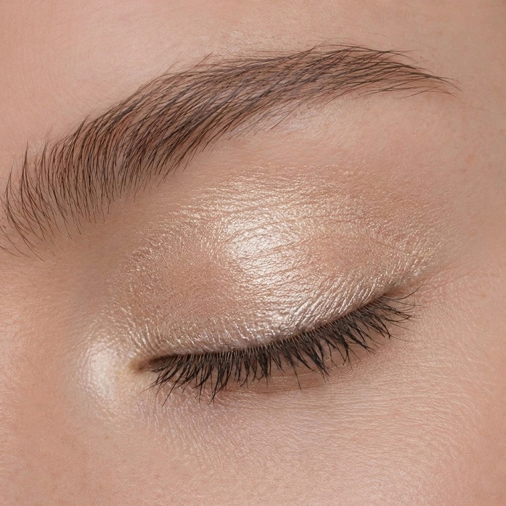 Organic Beauty Long Lasting Liquid Eye Shadow - 00 Pearl
