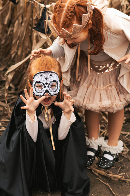 Lille Creme Rødhætte - Hvid Heks Magisk Kappe