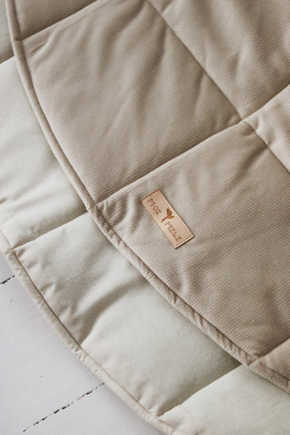 “Soft Beige” Round Velvet Mat